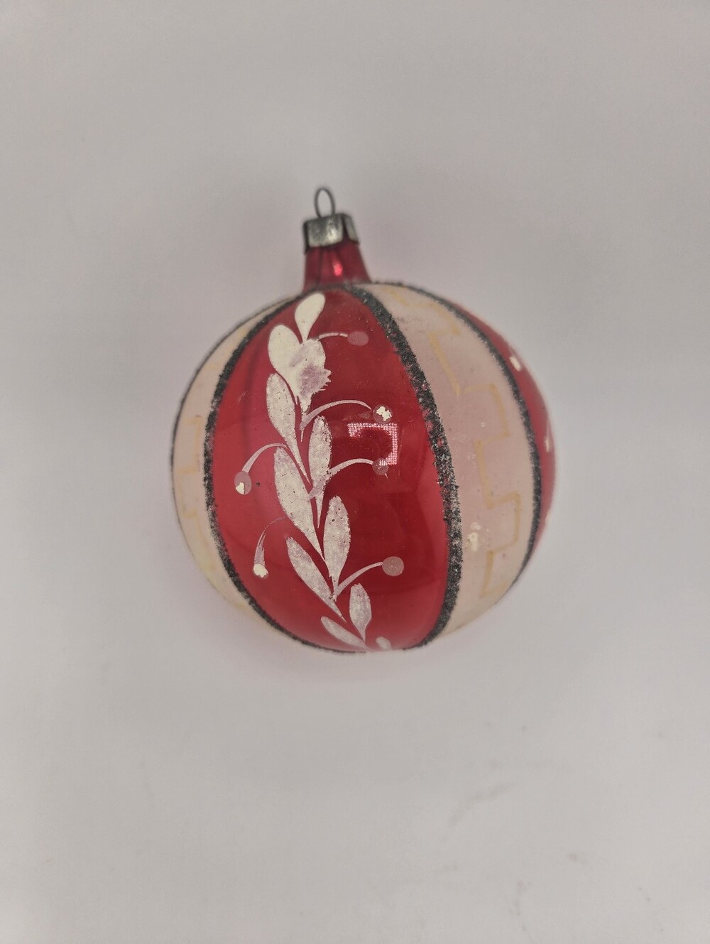 Large Vtg Glass Christmas Tree Ornament Red And White With Leaf Design
